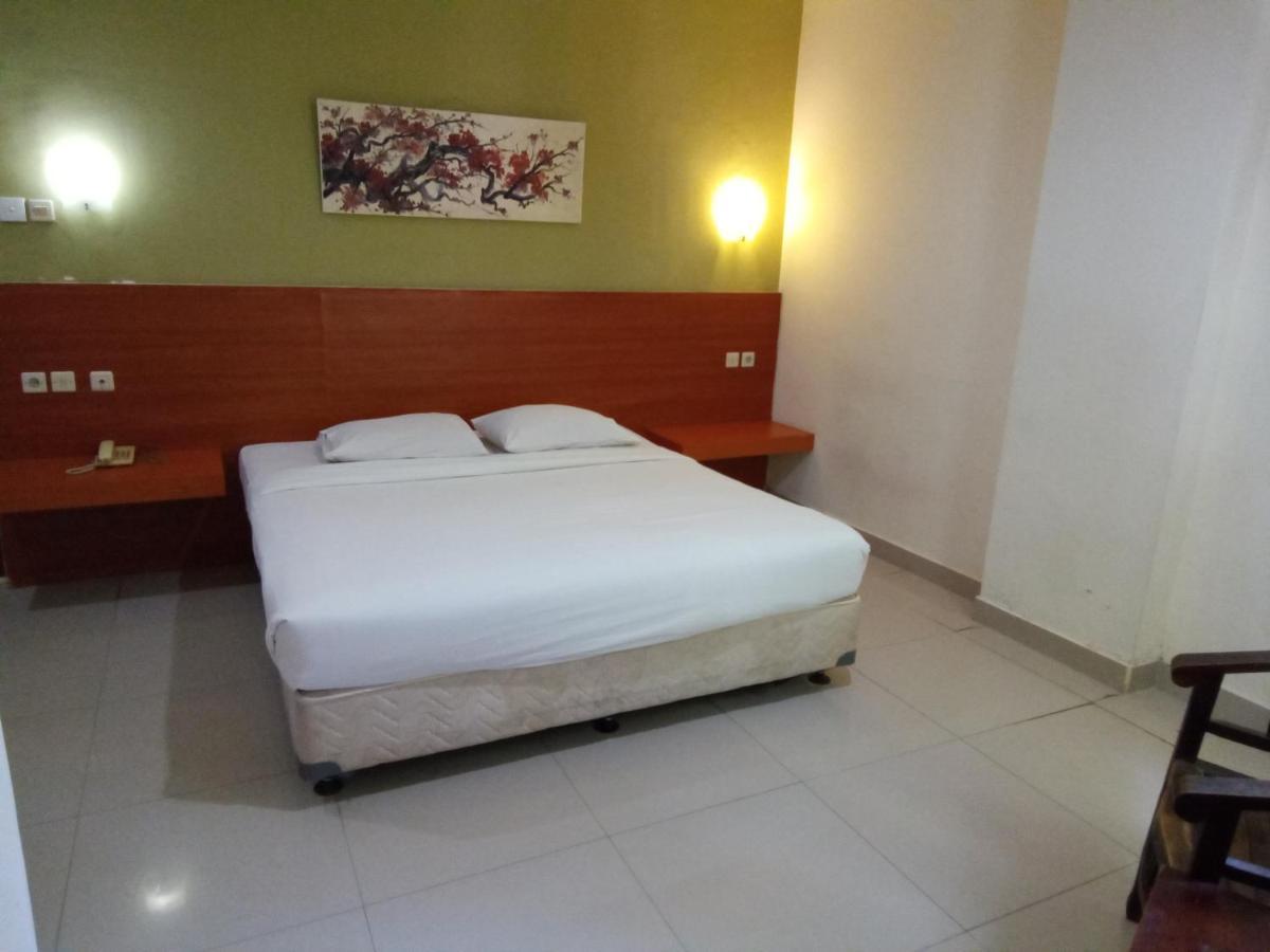Hotel Puri Dibia Kuta Kuta  Bagian luar foto