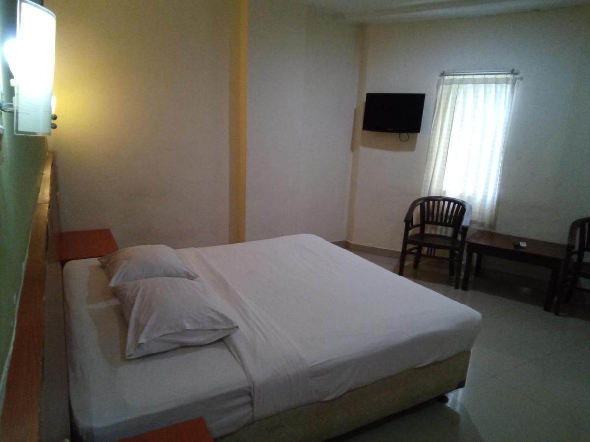 Hotel Puri Dibia Kuta Kuta  Bagian luar foto