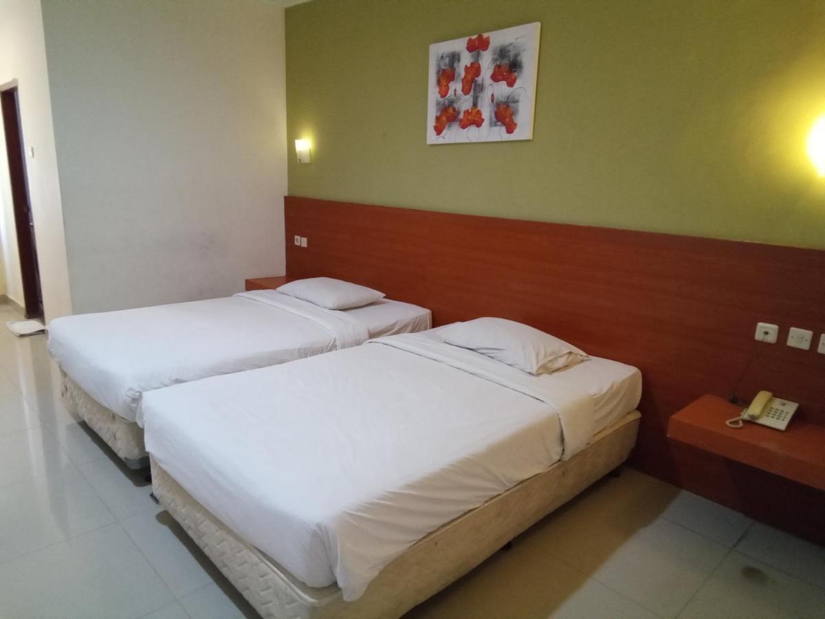 Hotel Puri Dibia Kuta Kuta  Bagian luar foto