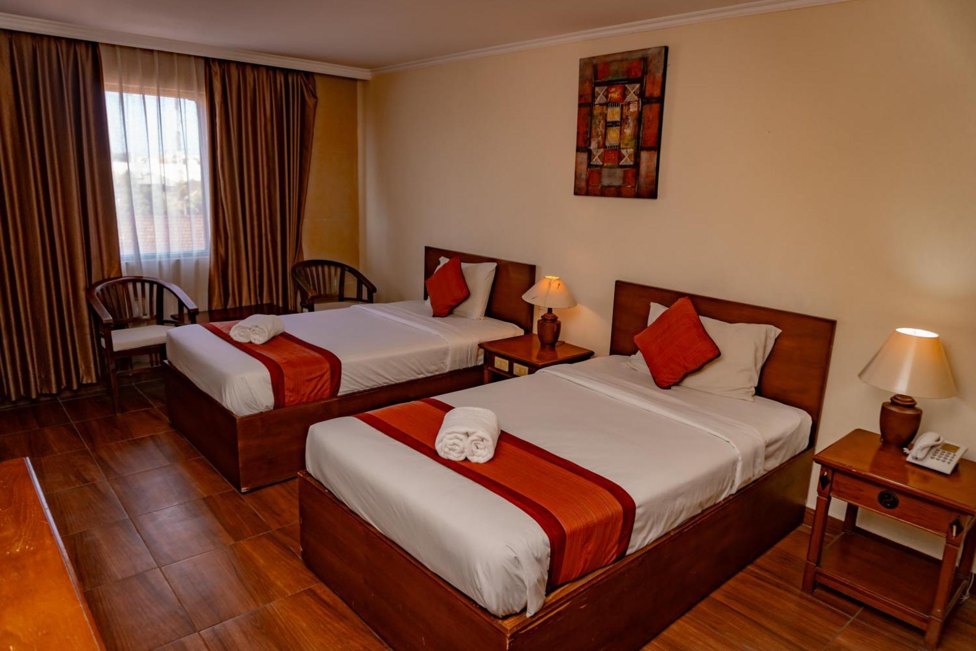 Hotel Puri Dibia Kuta Kuta  Bagian luar foto